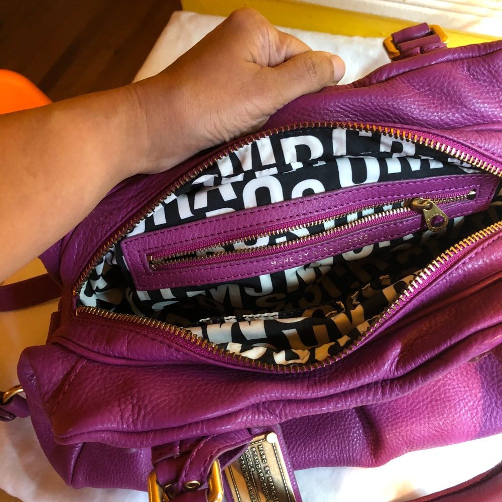 Marc Jacobs Classic Q- Baby Groovee pink/ Violet Leather Satchel - Picture 5 of 5